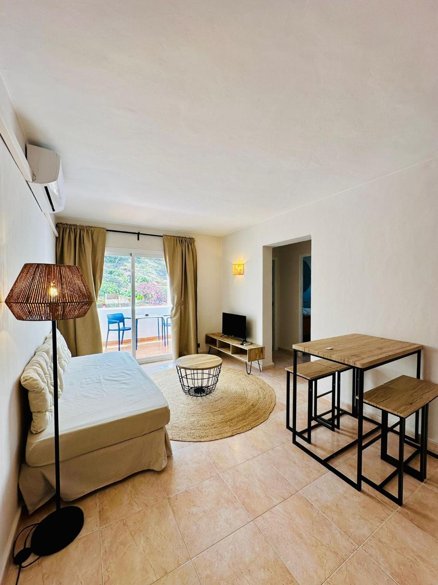 Apartamentos Ses Veles カラ・ロンガ エクステリア 写真
