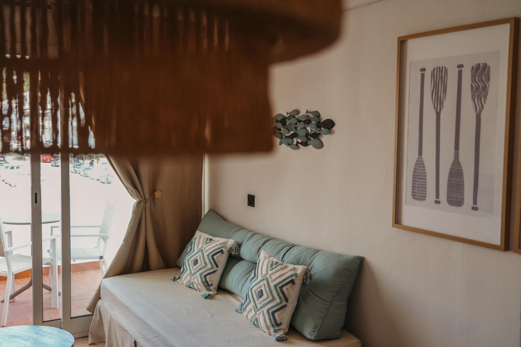 Apartamentos Ses Veles カラ・ロンガ エクステリア 写真