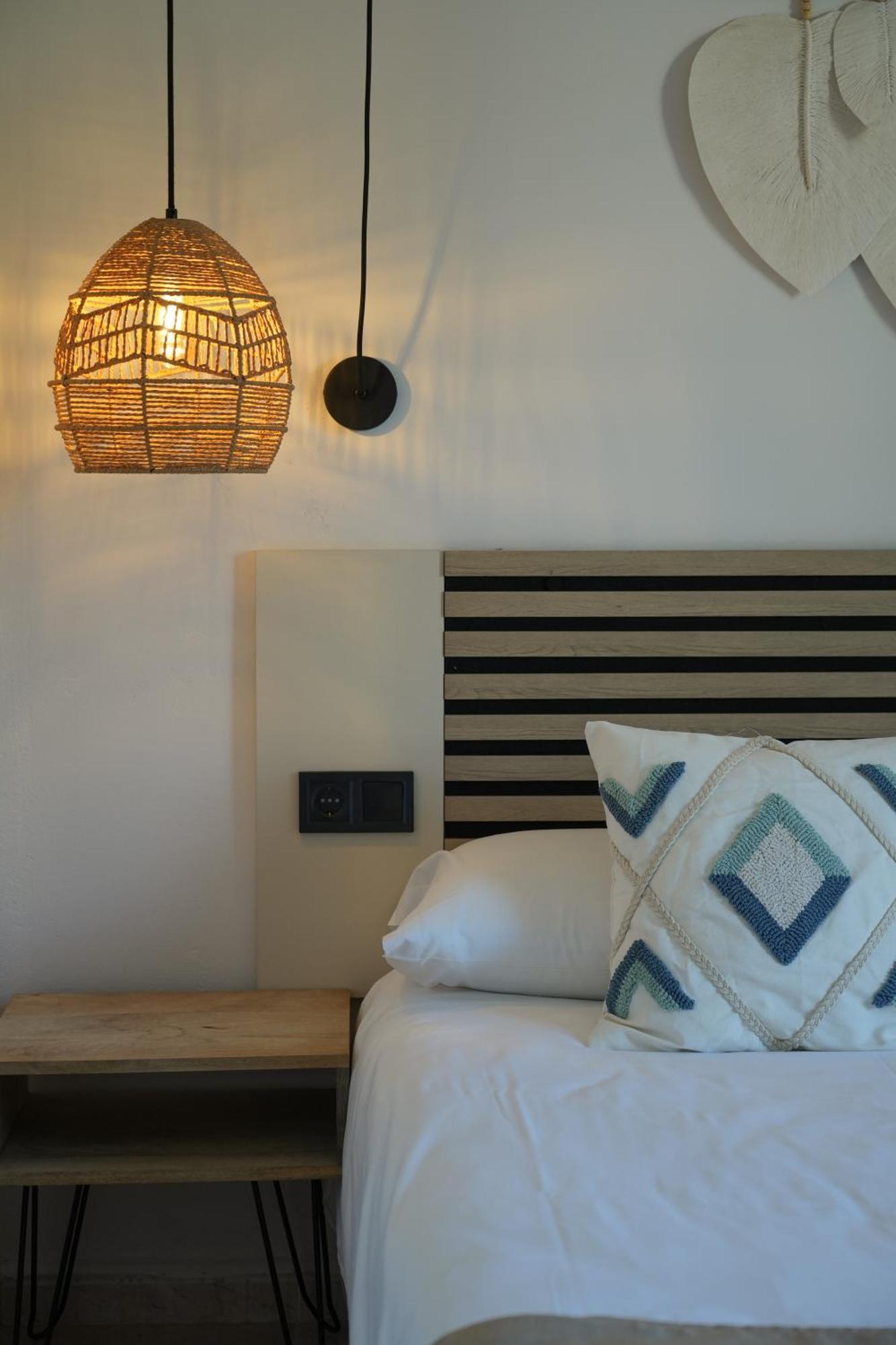 Apartamentos Ses Veles カラ・ロンガ エクステリア 写真