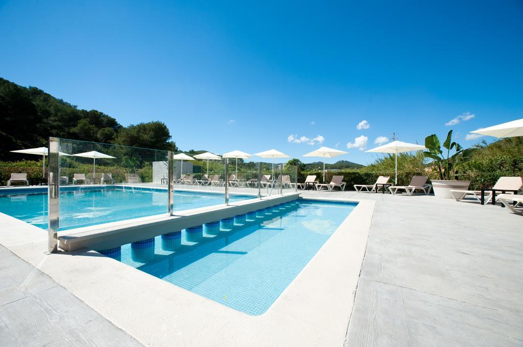 Apartamentos Ses Veles カラ・ロンガ エクステリア 写真